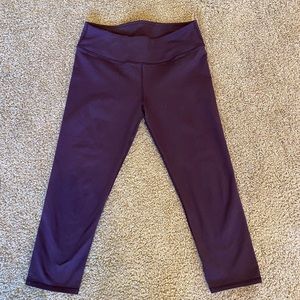 Fabletics Capri leggings